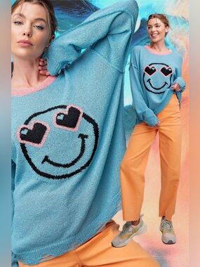 Easel | Delulu For The Plot Distressed Smiley Sweater Heart Eyes Blue New Medium